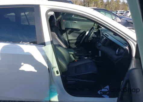 2017 Toyota Rav4 Limited z USA, uszkodzony, nr VIN JTMYFREV8HJ120953